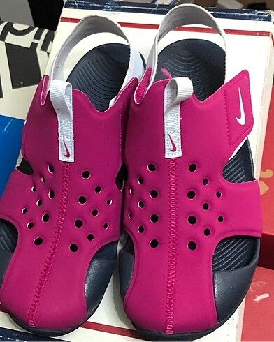 Nike sandalet rahat taban 35