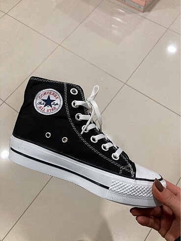 Converse yüksek tabanlı