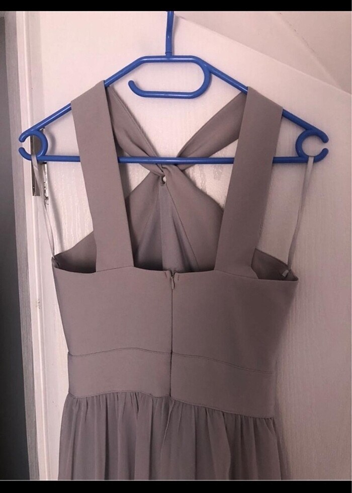 Gri Gece Elbisesi - Görsel 3