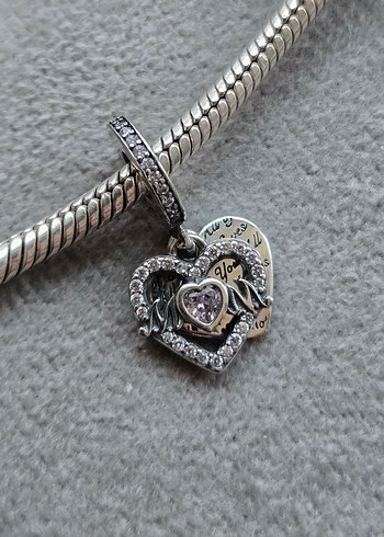 Pandora Pandora ışıltılı kalp mom charm