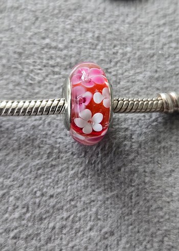 kırmızı çiçekli murano charm - Görsel 3