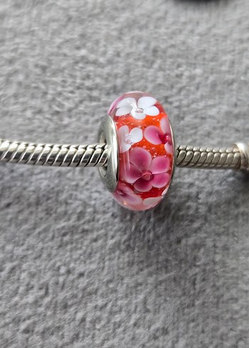 kırmızı çiçekli murano charm - Görsel 2