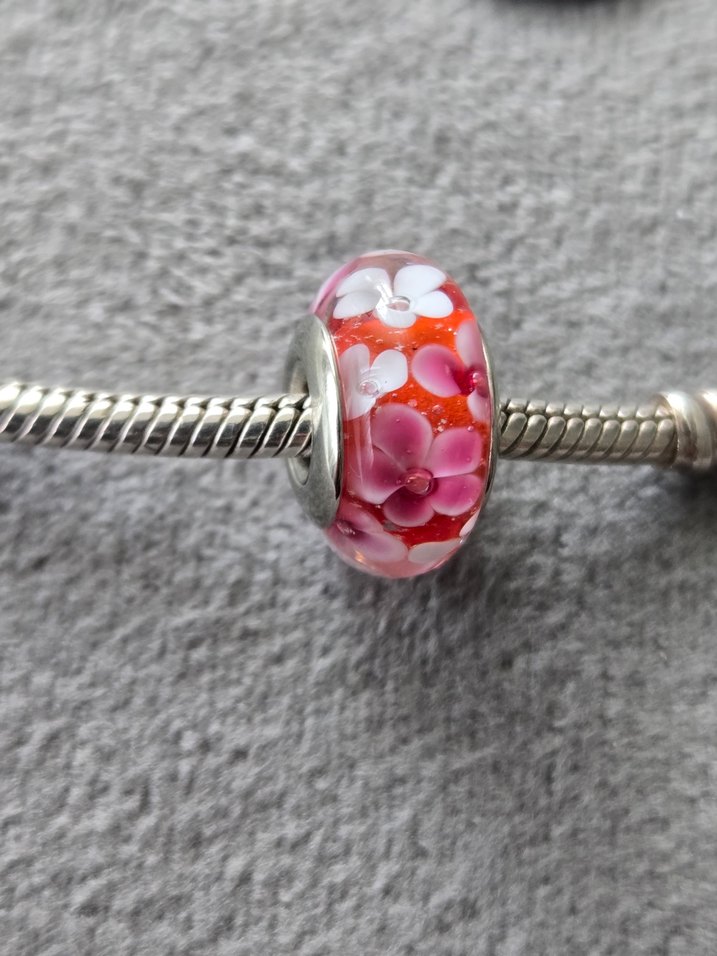 kırmızı çiçekli murano charm - Görsel 2