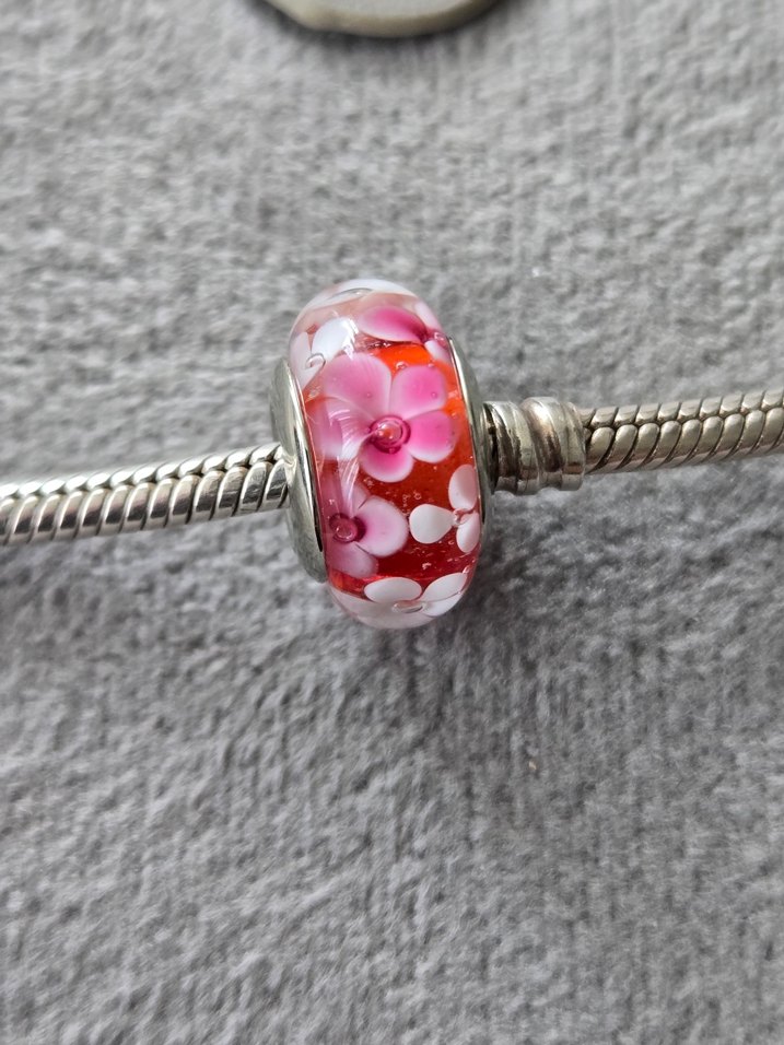 kırmızı çiçekli murano charm - Görsel 4