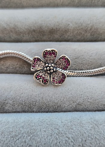 Pandora Pandora şeftali çiçeği ışıltılı charm