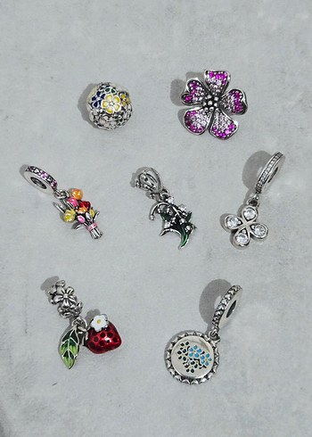 ışıltılı çiçek charm çeşitleri - Görsel 3