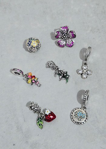 ışıltılı çiçek charm çeşitleri - Görsel 2