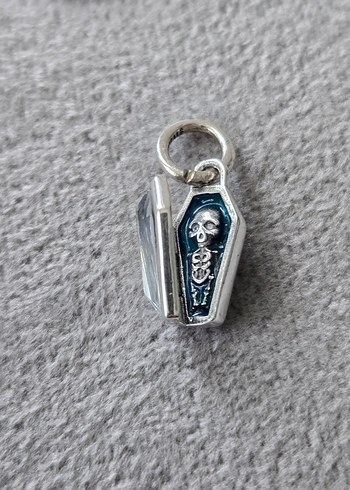 karanlıkta parlayan açılır tabut charm - Görsel 4