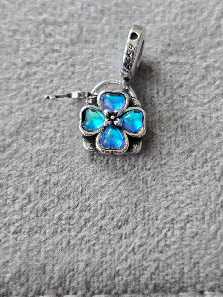 yansımalı yonca best frends charm - Görsel 3