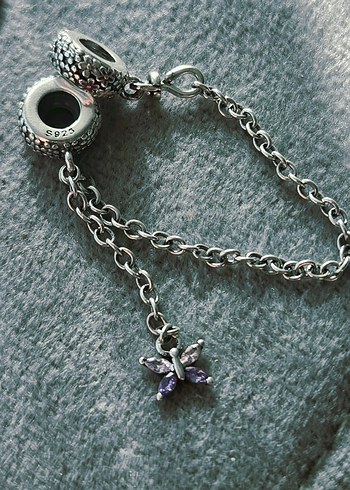 Çiçek ve kelebek güvenlik zinciri charm - Görsel 6