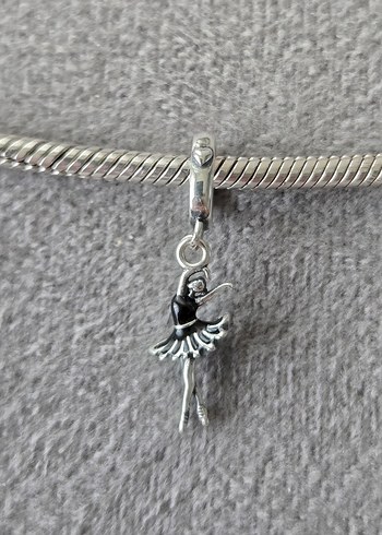dans eden balerin gümüş charm - Görsel 2