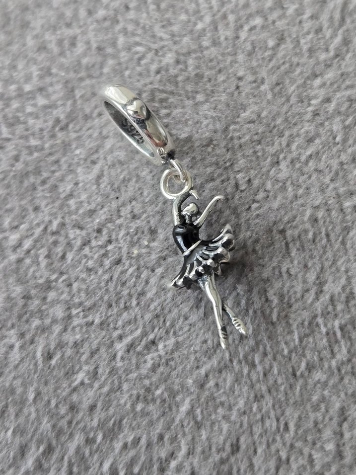 dans eden balerin gümüş charm - Görsel 3