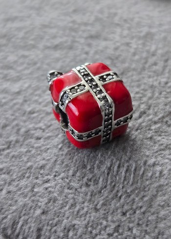 ışıltılı hediye paketi charm - Görsel 4