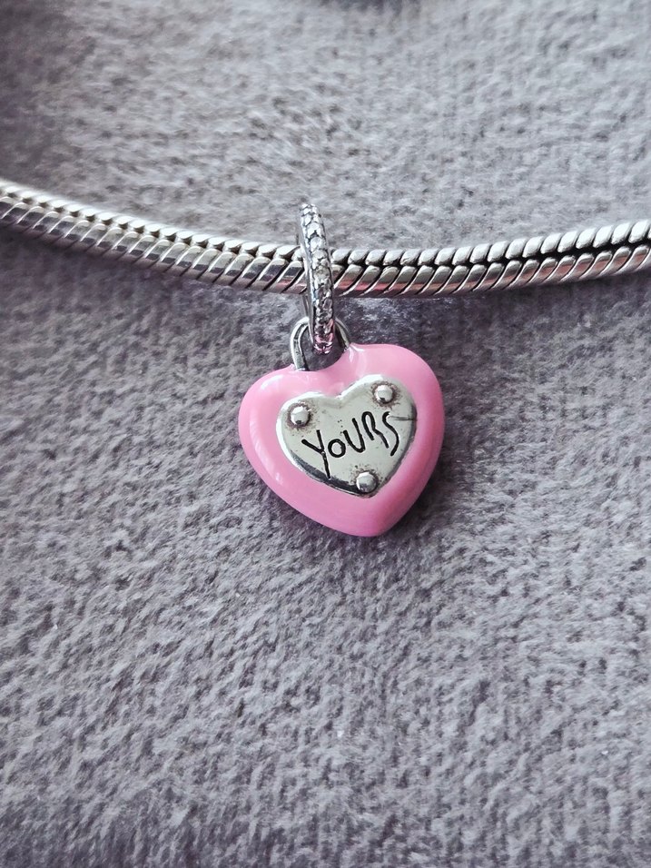 senin kalbin pembe charm - Görsel 3