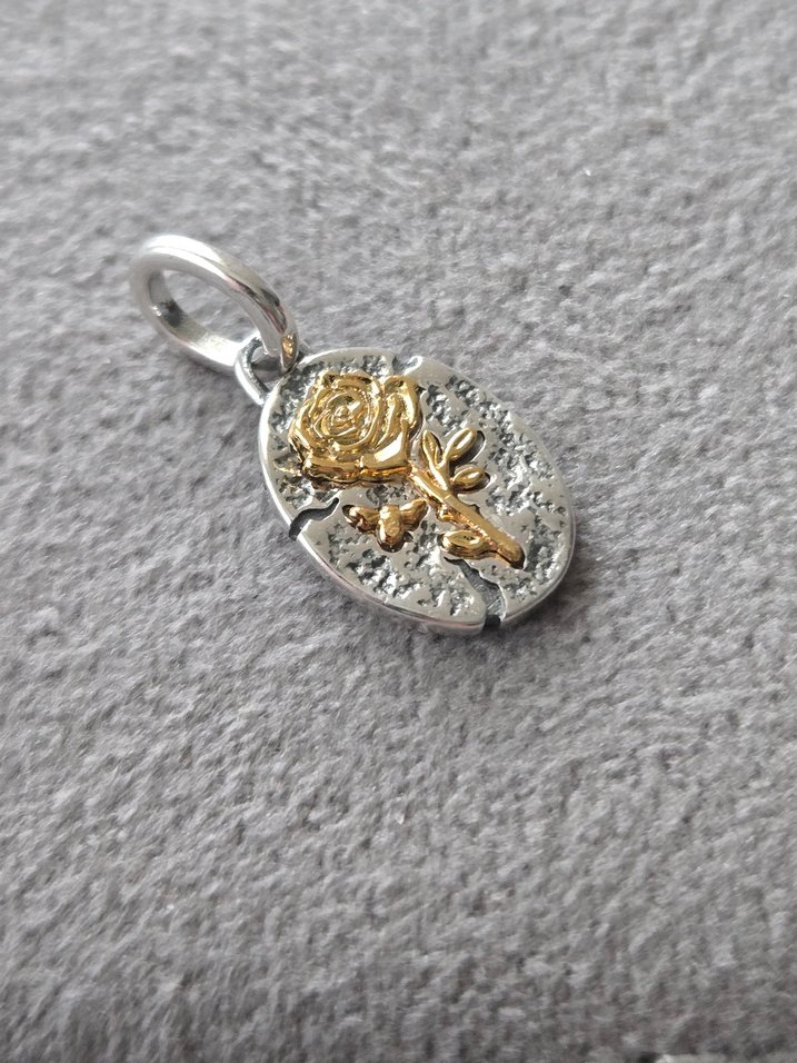 gül madalyon gümüş charm - Görsel 4