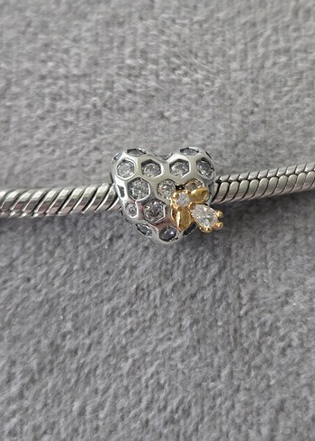 petek kalp arı gümüş charm - Görsel 2