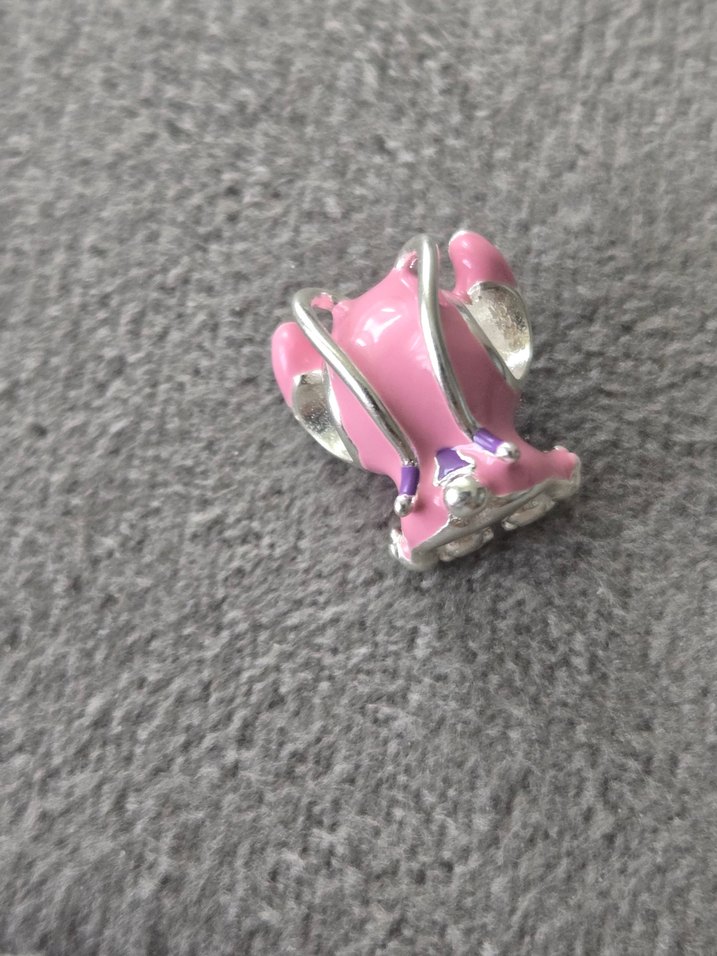 Pembe stitch angel charm - Görsel 4