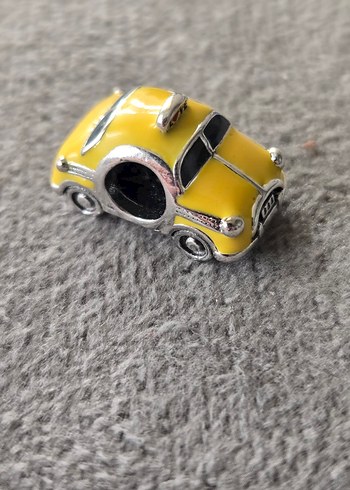 Sarı araba gümüş charm - Görsel 3