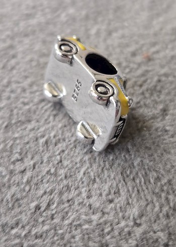 Sarı araba gümüş charm - Görsel 7