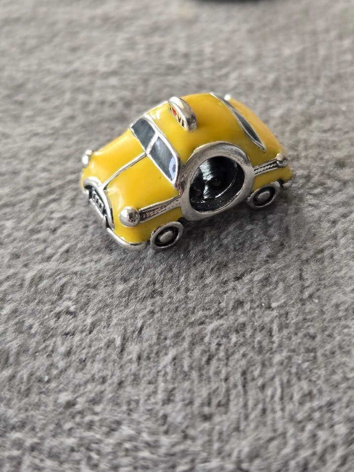 Sarı araba gümüş charm - Görsel 5