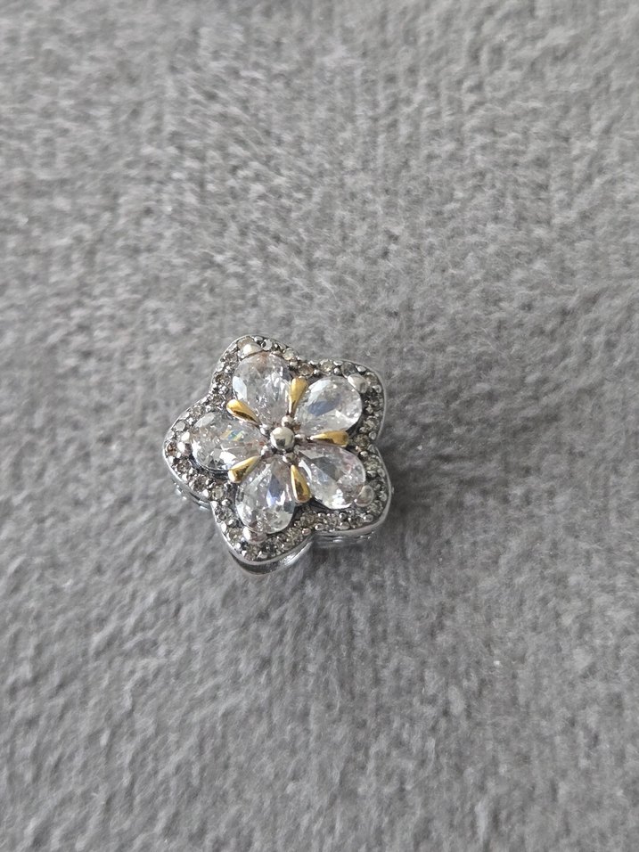 two tone ışıltılı çiçek charm - Görsel 3