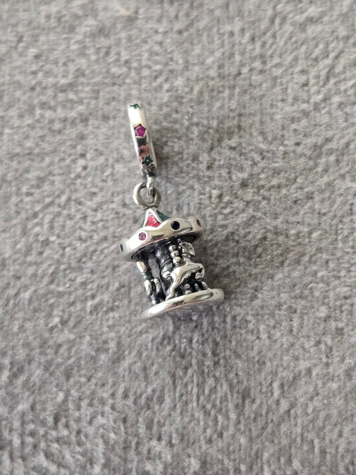 hareketli atlı karınca gümüş charm - Görsel 3