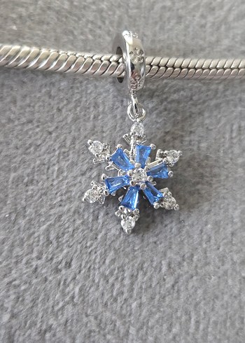 hareketli ışıltılı kar tanesi charm - Görsel 2