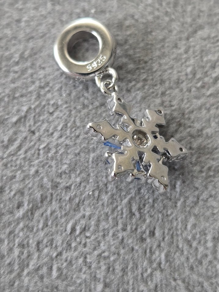 hareketli ışıltılı kar tanesi charm - Görsel 5