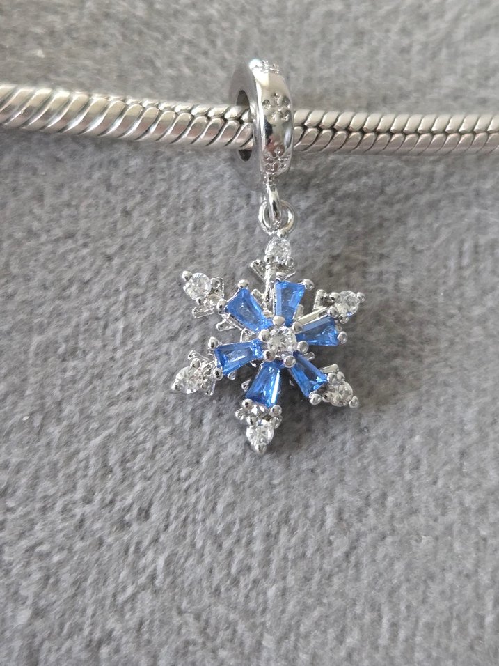 hareketli ışıltılı kar tanesi charm - Görsel 2