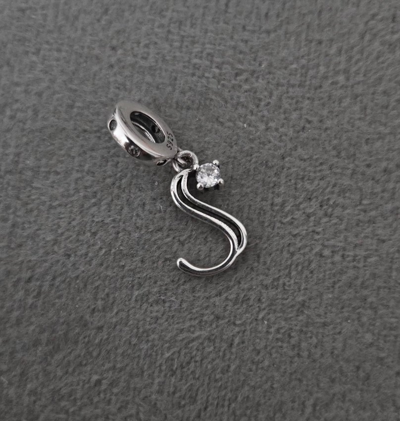 tek taş S harf charm - Görsel 3