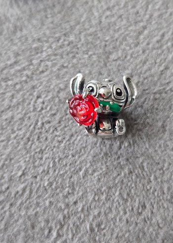 stich ve gül gümüş charm - Görsel 3