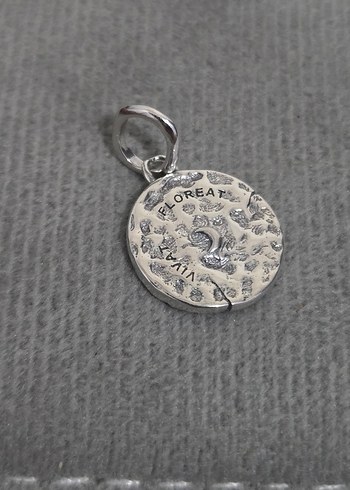 New kiraz çiçeği madalyon charm - Görsel 5