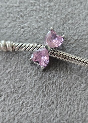 Pembe fiyonk charm - Görsel 2