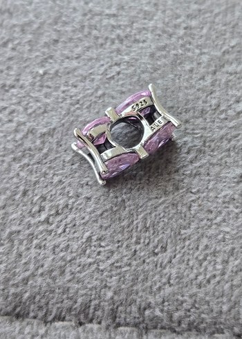 Pembe fiyonk charm - Görsel 6