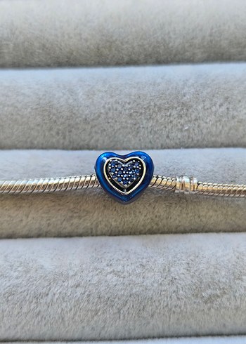 Pandora Pandora Mavi dönen kalp charm