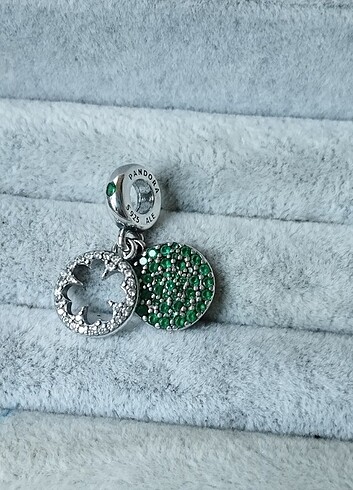 Beden Pandora gösterişli dört yapraklı yonca charm