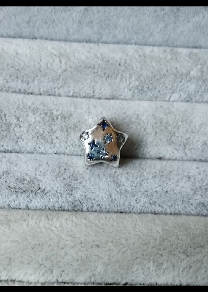 Pandora yeni koleksiyon iddialı yıldız charm - Görsel 3