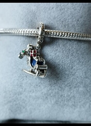 Pandora yılbaşı kızağı charm son fiyat