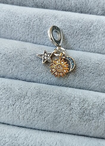  Beden Pandora gökyüzü üç sallantılı charm