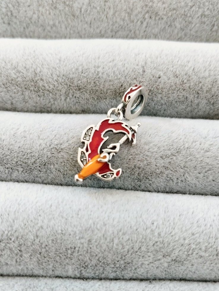 Pandora kralın ateş kılıcı charm - Görsel 3