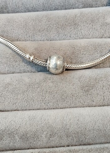 Pandora parlak küre charm
