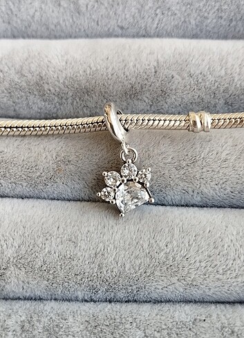 Pandora ışıltılı pati izi charm son fiyat