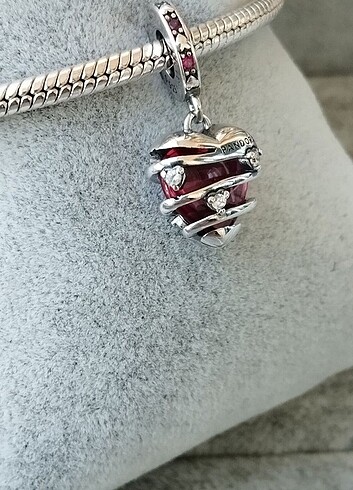 Pandora Pandora spiral kalp charm
