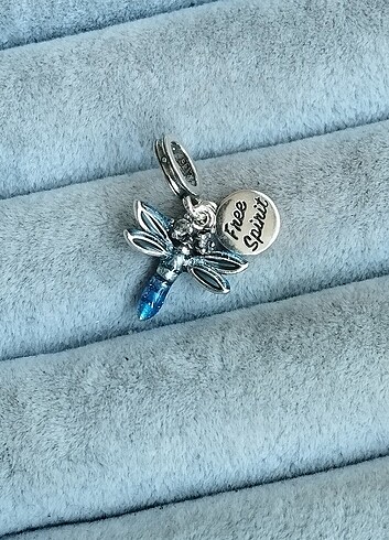 Beden Pandora mavi yusufçuk charm