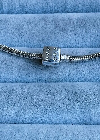 Pandora Pandora şansli zar charm