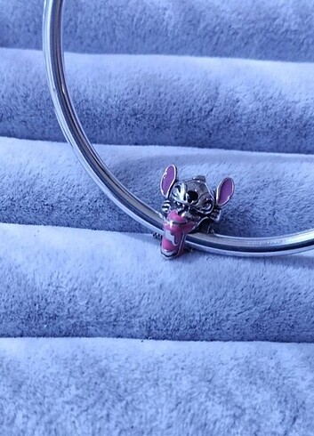 Pandora Pandora stitch doğum günü pastası charm