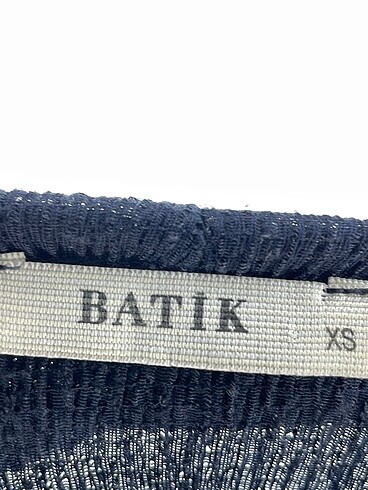 xs Beden lacivert Renk Batik Bluz %70 İndirimli.