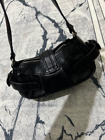 Stradivarius Stradivarius kol cantasi