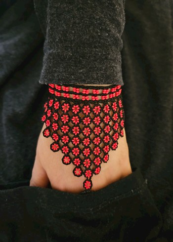 Boncuklu Şahmeran - Görsel 4