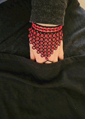 Boncuklu Şahmeran - Görsel 6